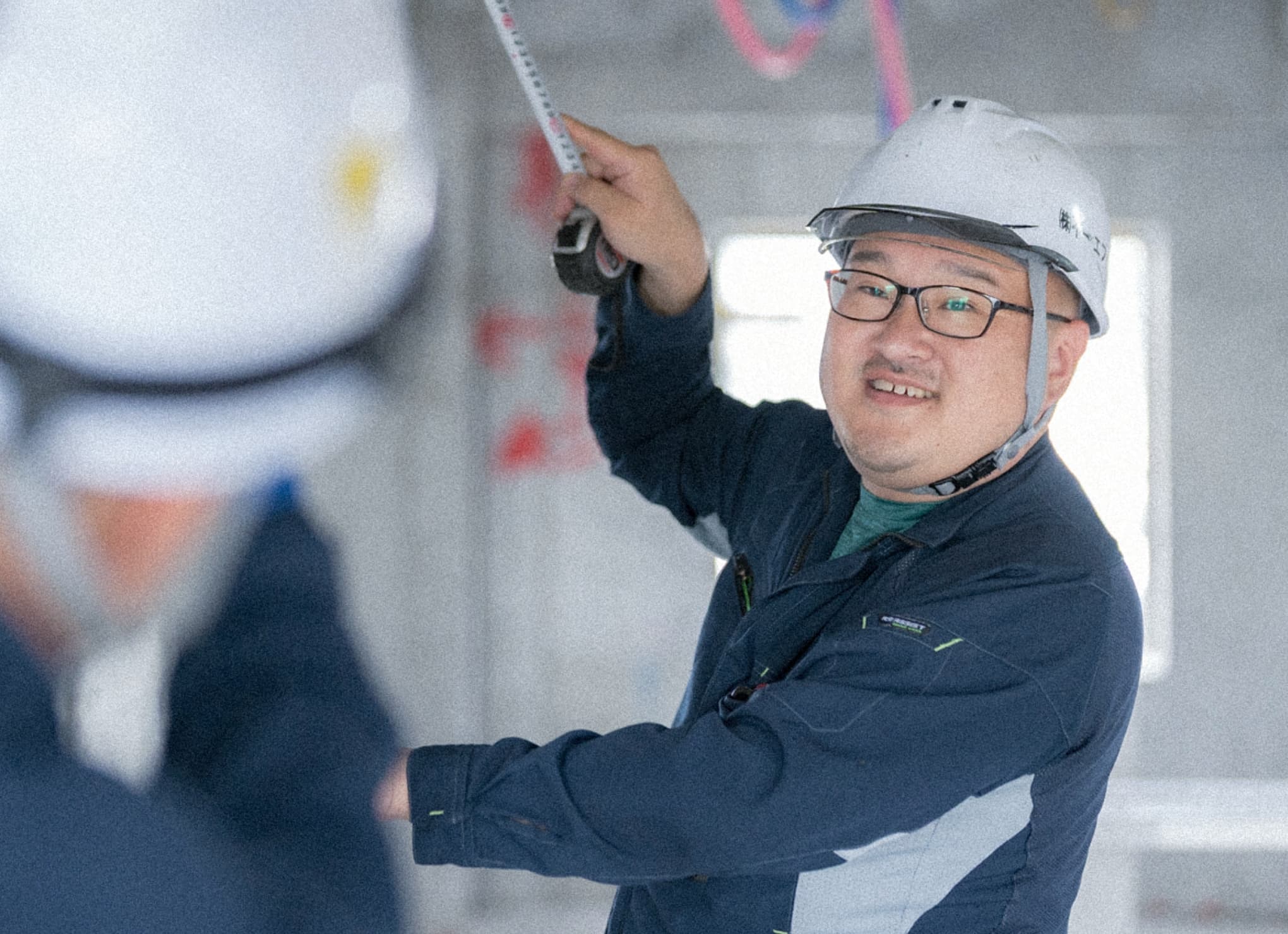 空調から電気まで幅広く学び続ける現場管理